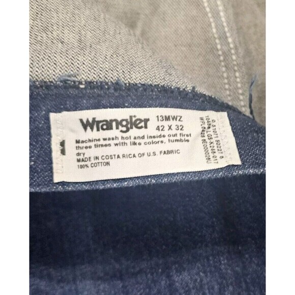 Wrangler Jeans Men 42x32 Blue Denim Dark Wash 13MWZ Cowboy Cut Orginal Fit - Picture 7 of 16